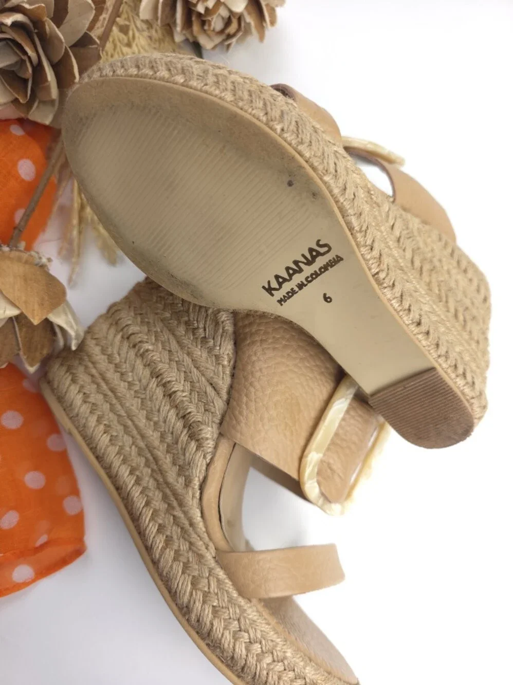 Kaanas Women’s Tan Wedge Slide Sandals with Decorative Buckle Sz 6